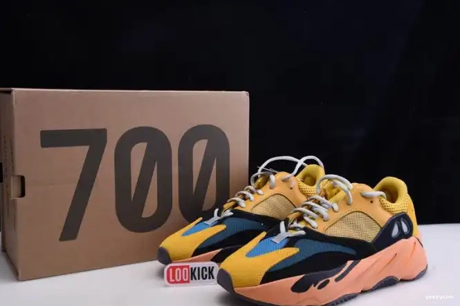 NEW 700 RUNNER ADIDAS COLORWAY SUN GZ6984 BOOST WAVE YEEZY YELLOW 0705